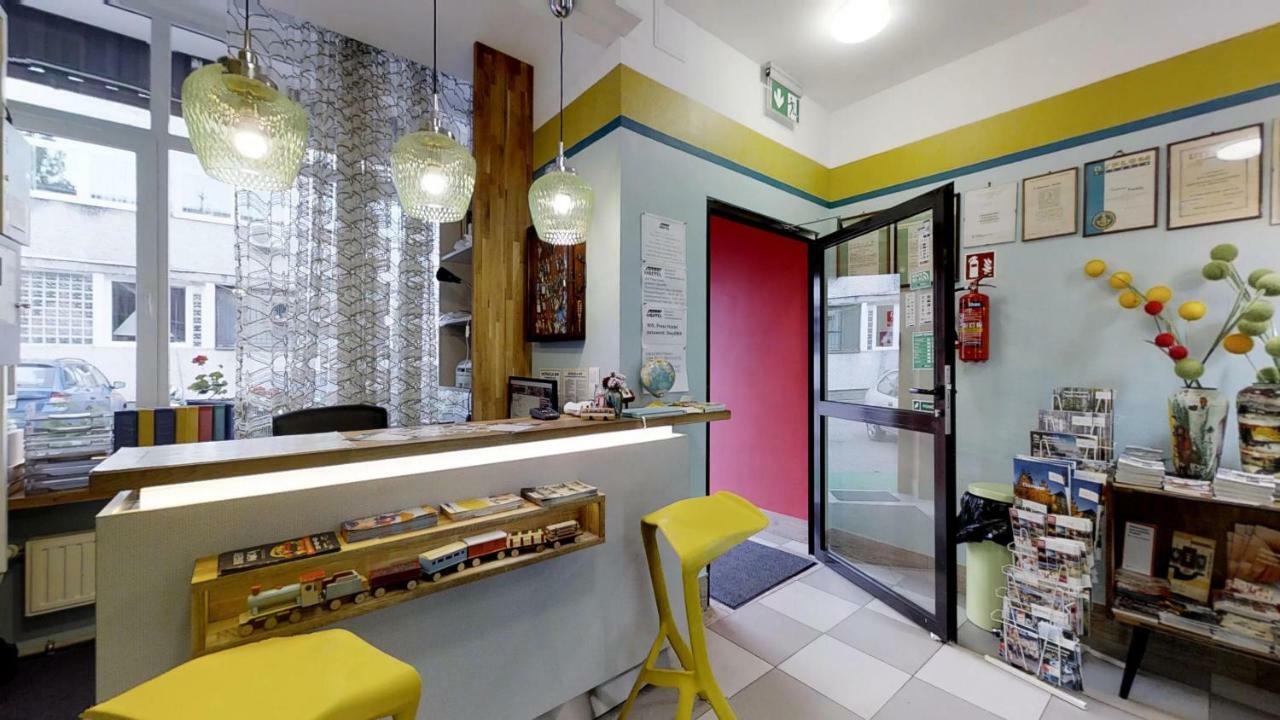 Press Hostel Warszawa Exteriör bild