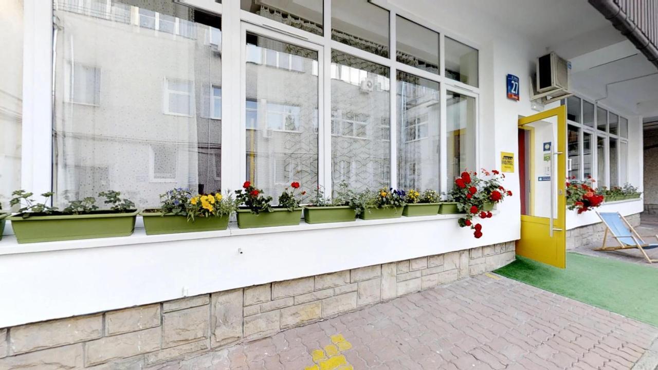 Press Hostel Warszawa Exteriör bild
